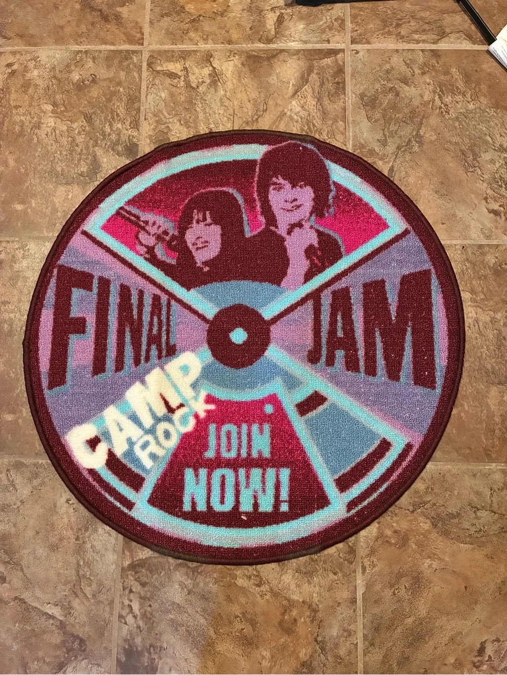 Disney Camp Rock Final Jam Round Accent Rug - Blue & Pink